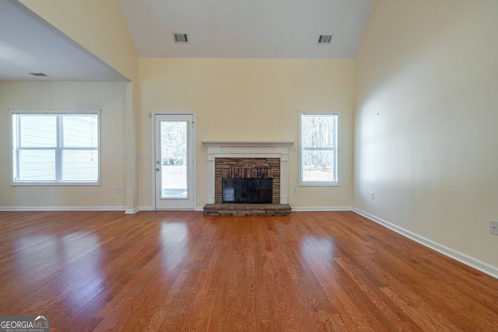 1130 Arlington Place Bogart - 7