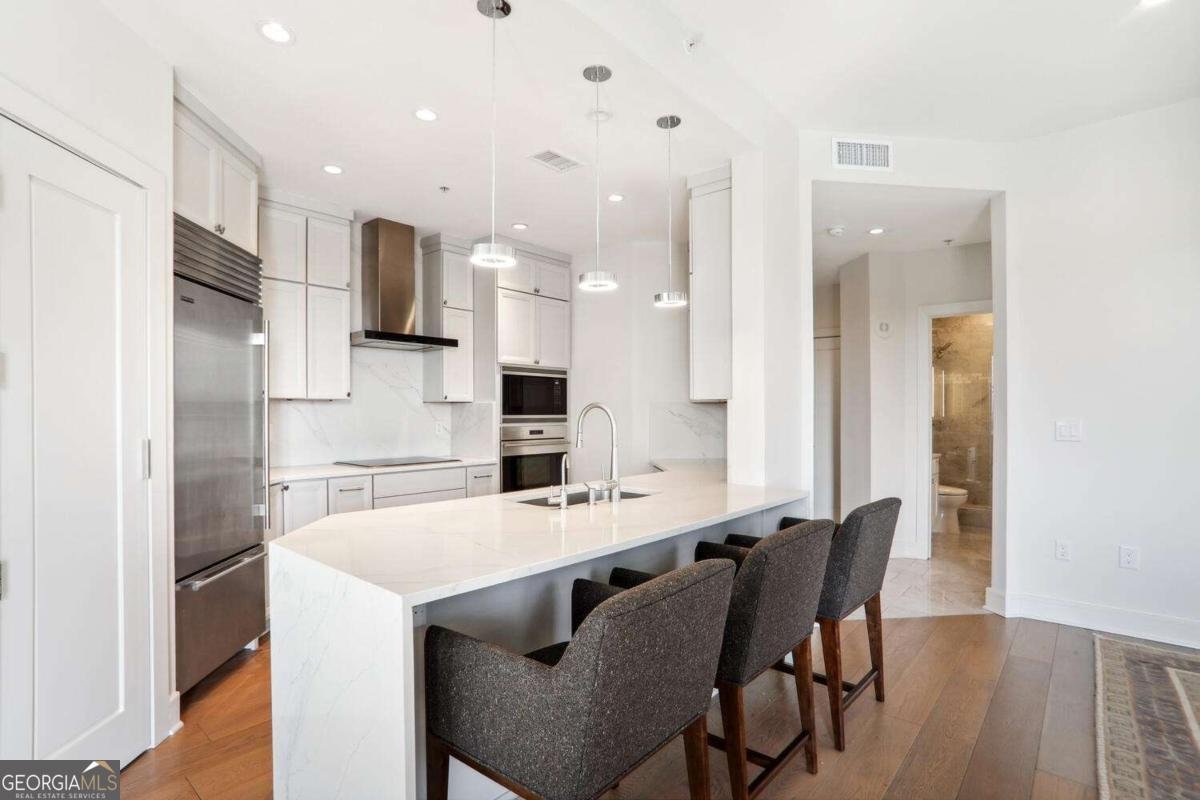 2828 Peachtree Road Atlanta - 7