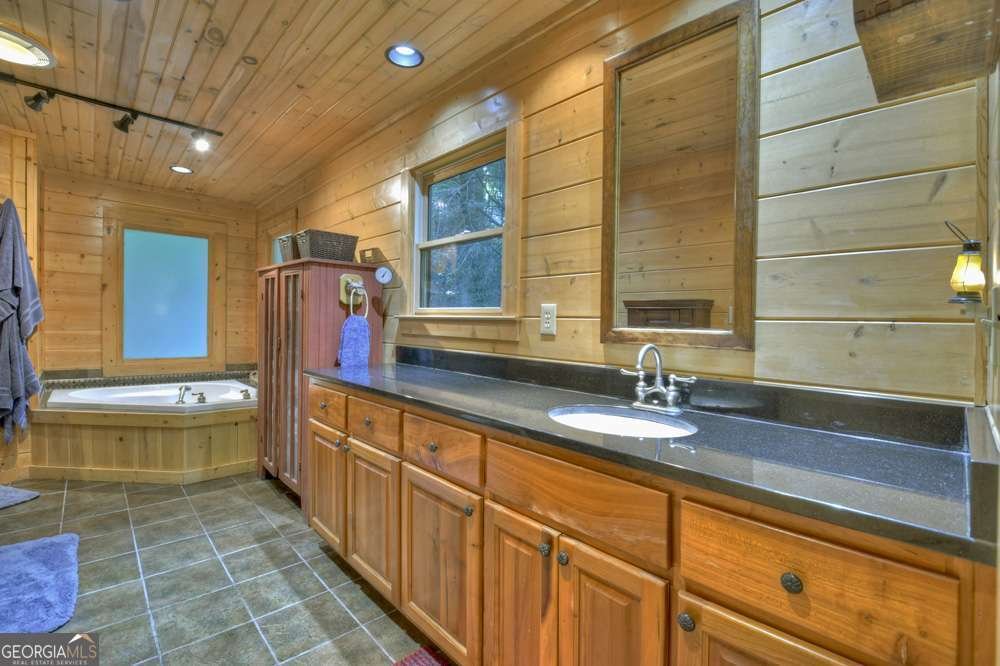 730 Riverside Lane Blue Ridge - 64