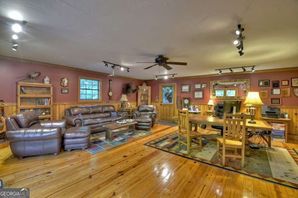 730 Riverside Lane Blue Ridge - 79