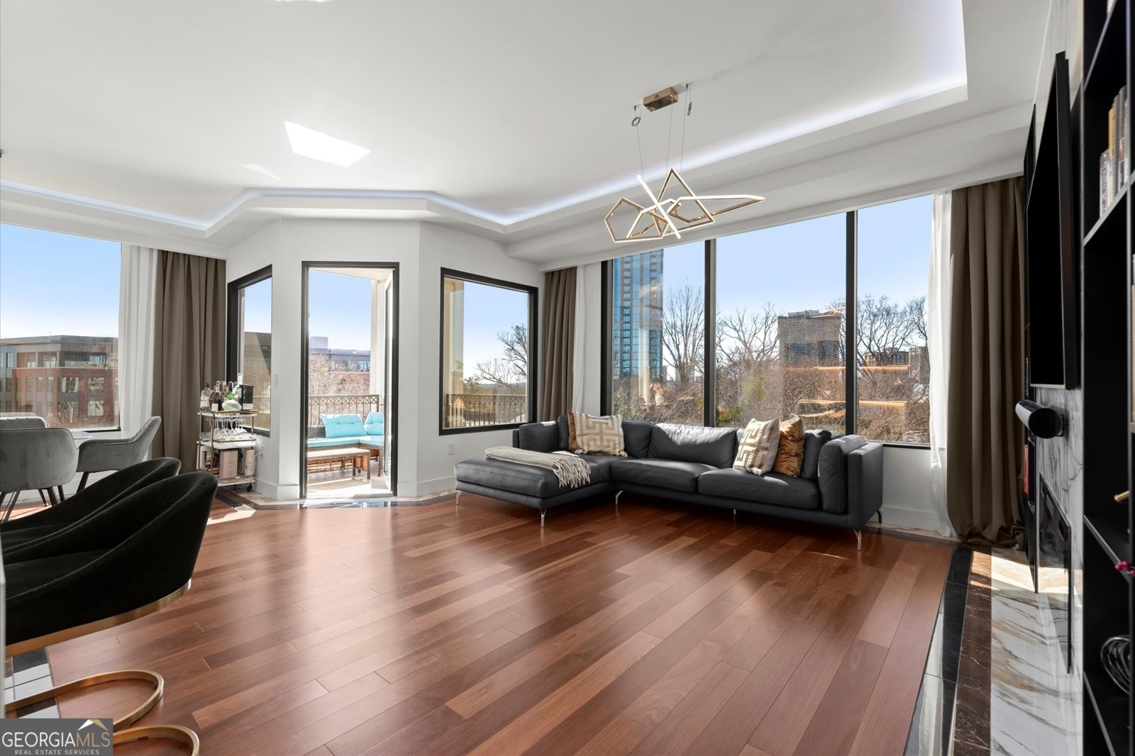 2828 Peachtree Road Atlanta - 12