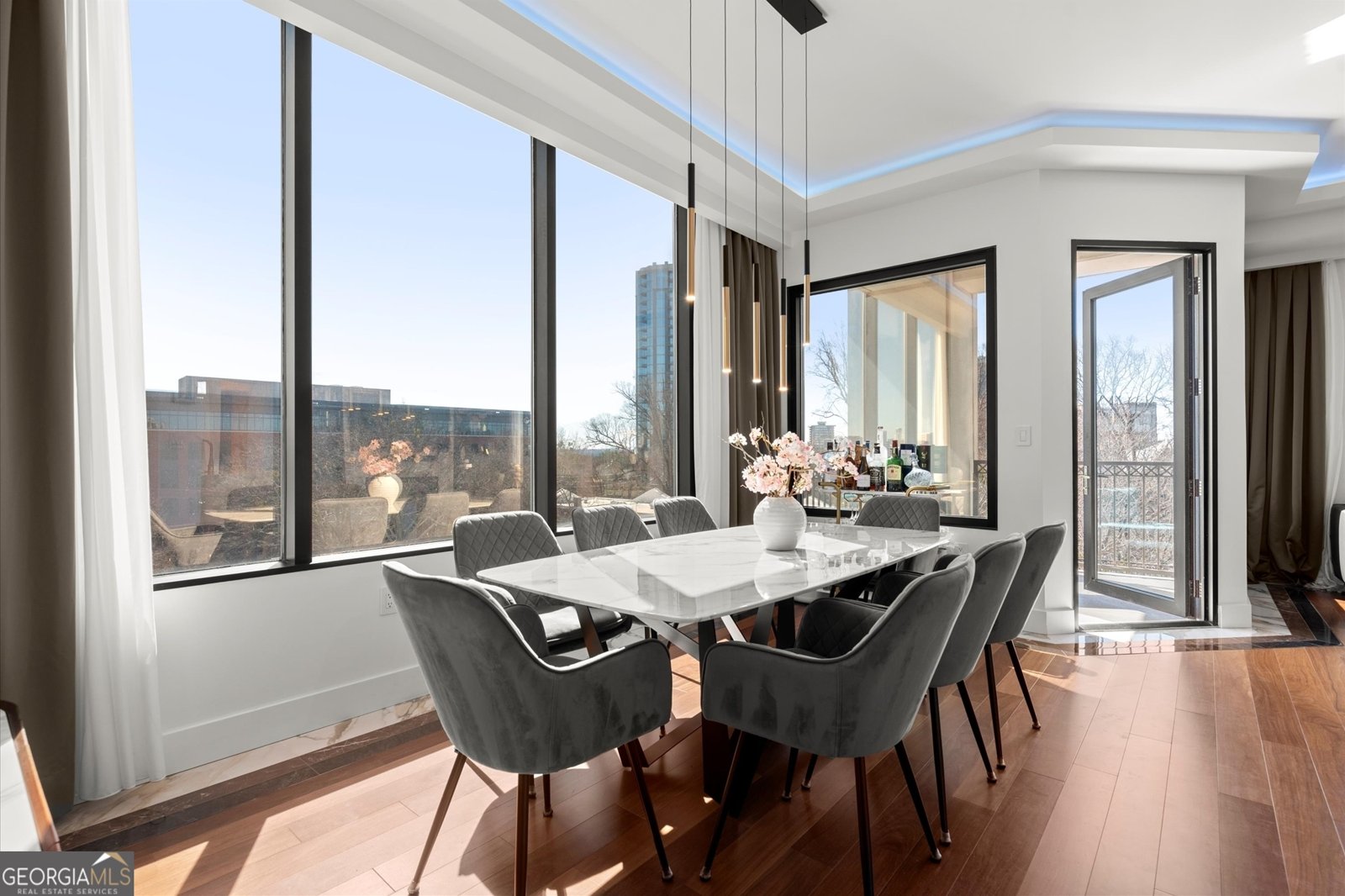2828 Peachtree Road Atlanta - 16