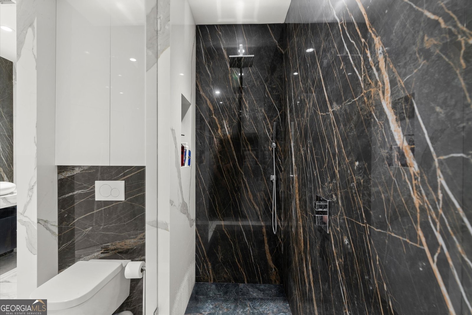 2828 Peachtree Road Atlanta - 23