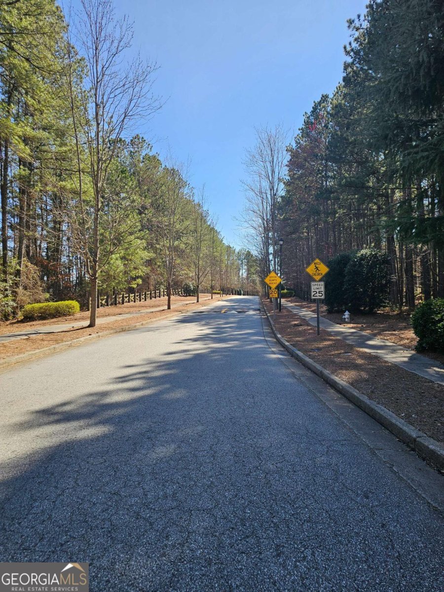 3671 CASUAL RIDGE Way Loganville - 5
