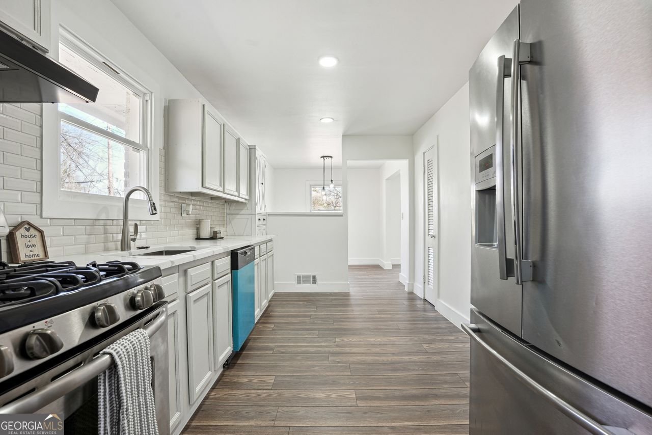 1189 Kathryn Circle Forest Park - 12