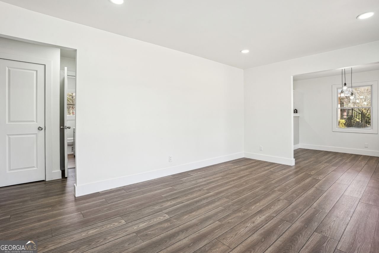 1189 Kathryn Circle Forest Park - 7