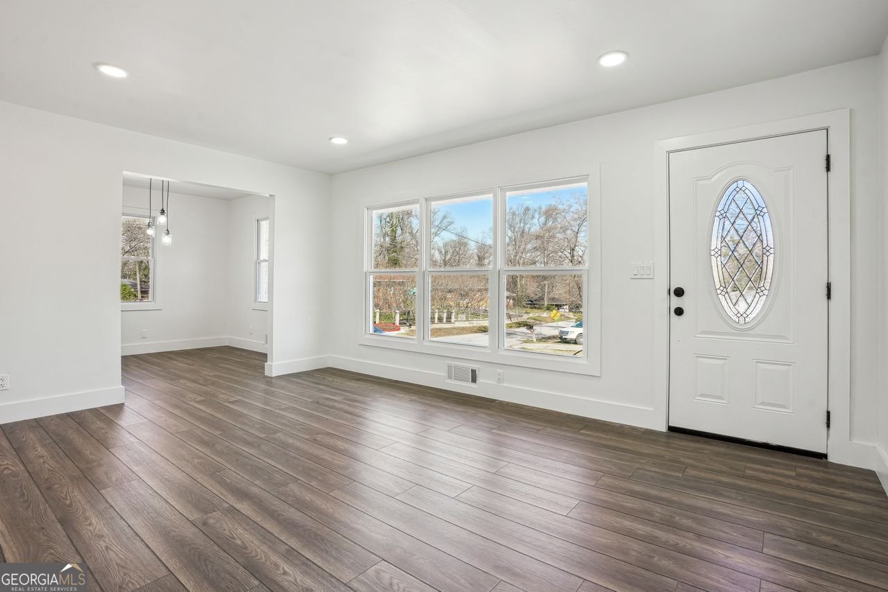 1189 Kathryn Circle Forest Park - 8