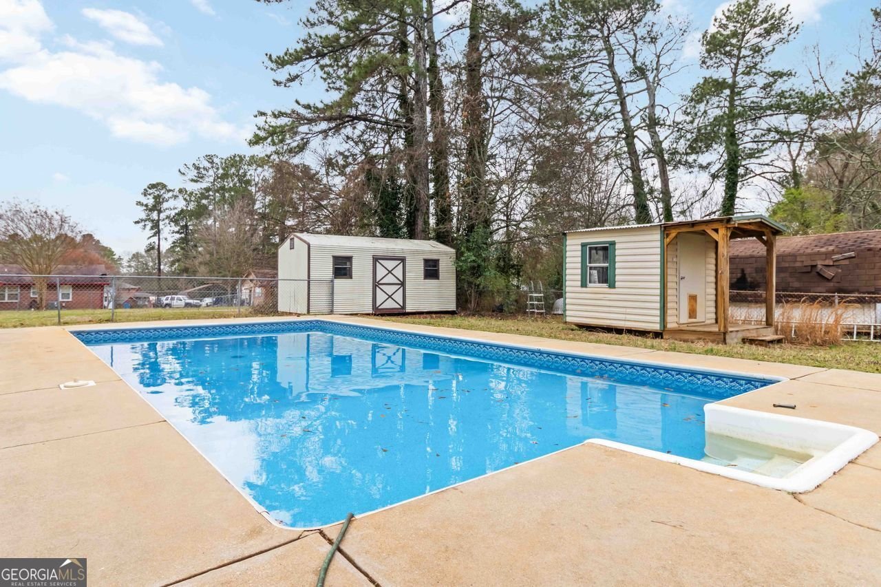 258 Elks Street Winder - 19