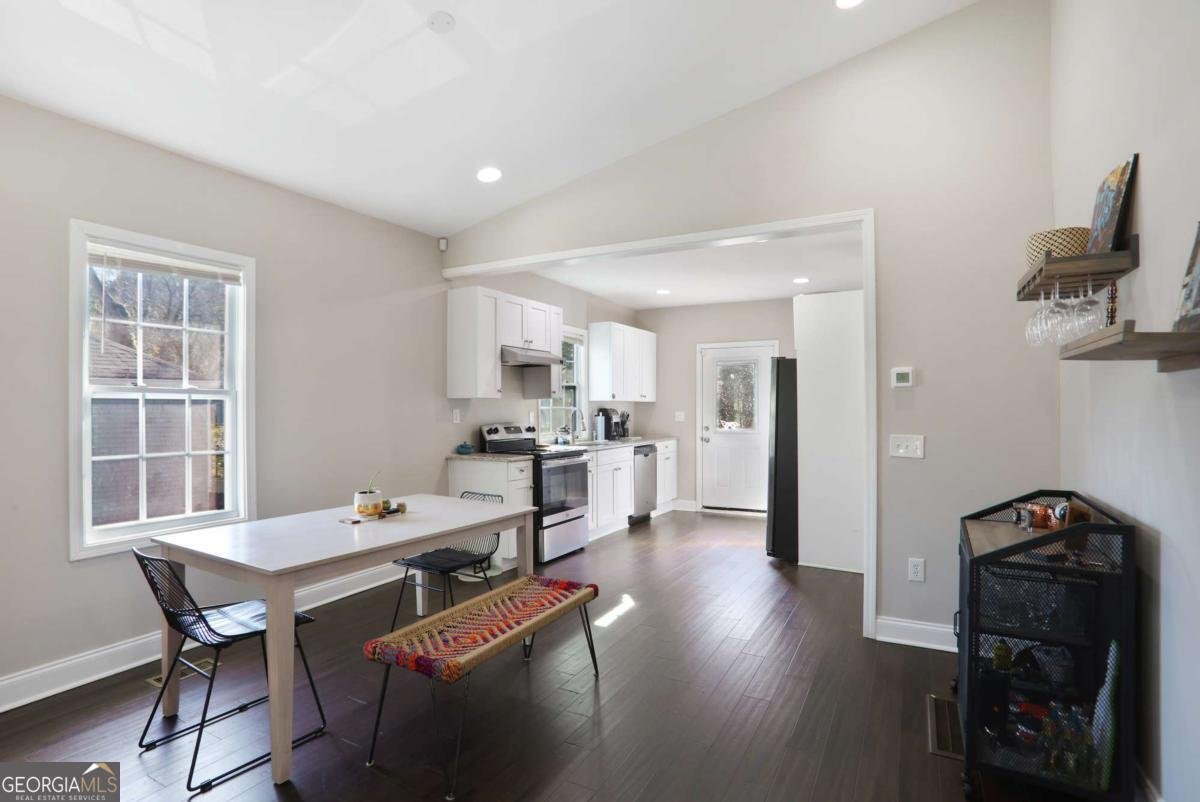 444 Lake Avenue Atlanta - 6