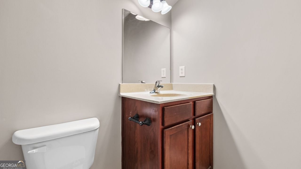 1315 THUNDER GULCH Pass Suwanee - 11