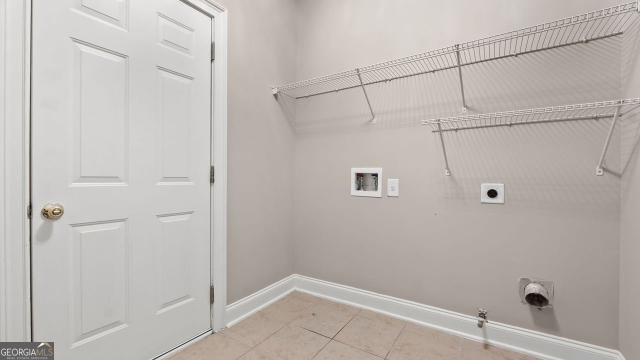 1315 THUNDER GULCH Pass Suwanee - 25
