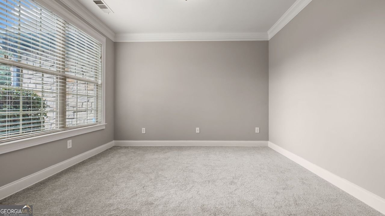 1315 THUNDER GULCH Pass Suwanee - 33