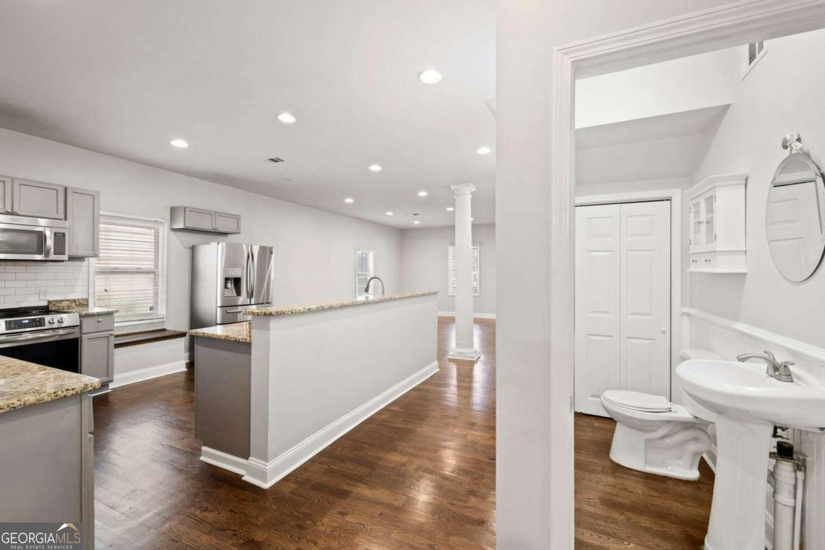 789 Cooper Street Atlanta - 11