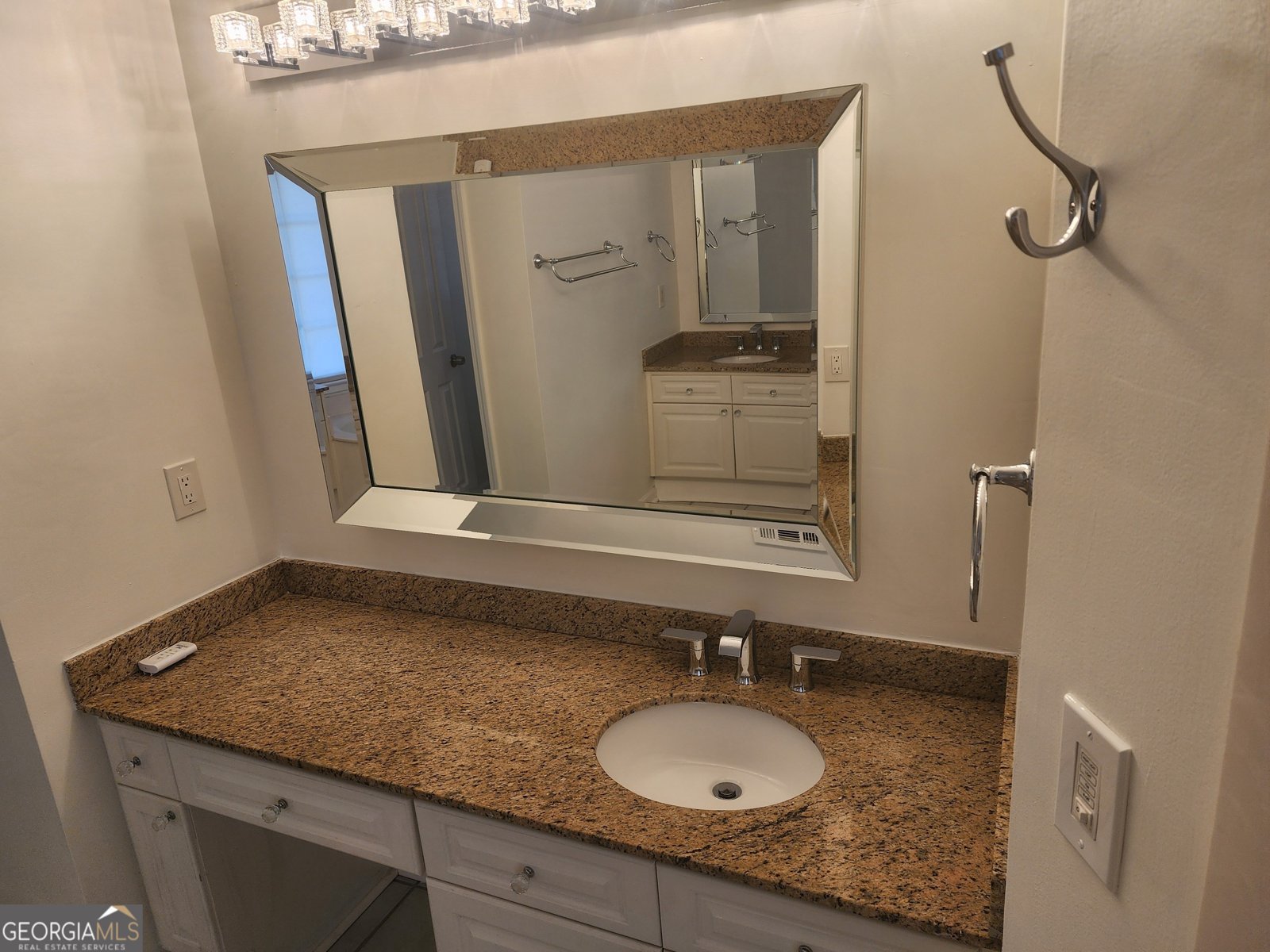 718 Avalon Way Peachtree City - 84
