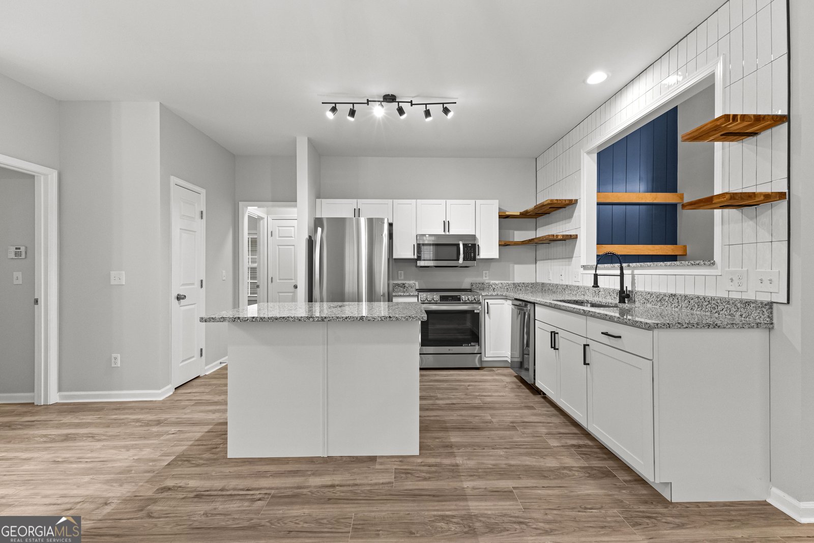 5863 Landers Loop Fairburn - 7