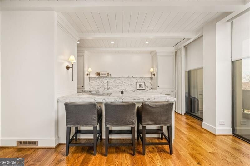 2575 Peachtree Road Atlanta - 10