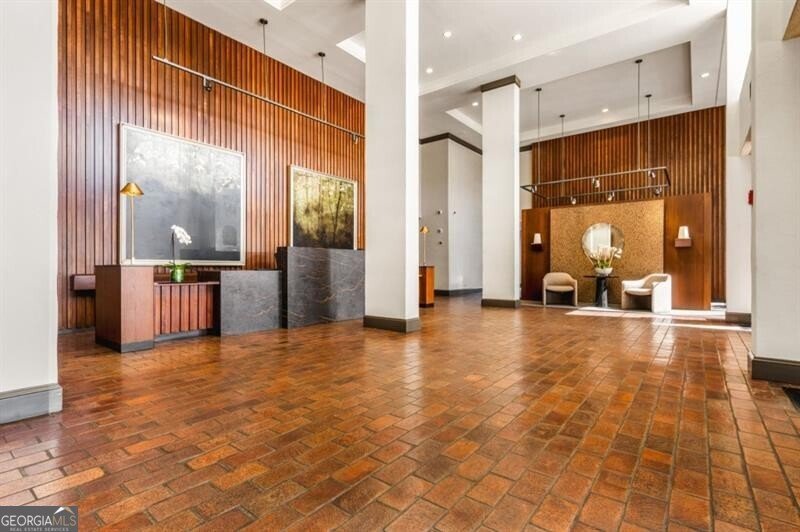 2575 Peachtree Road Atlanta - 35