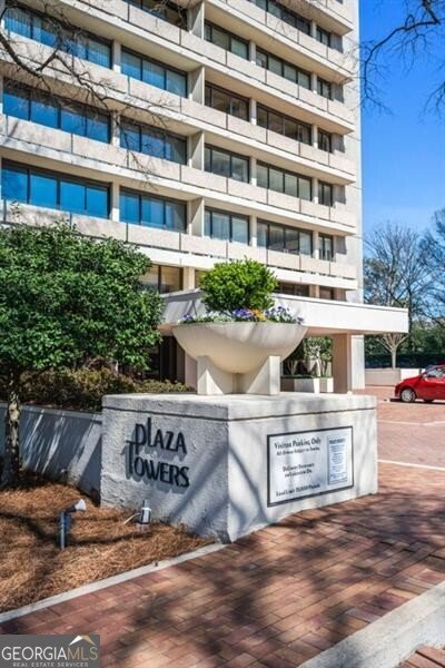2575 Peachtree Road Atlanta - 36