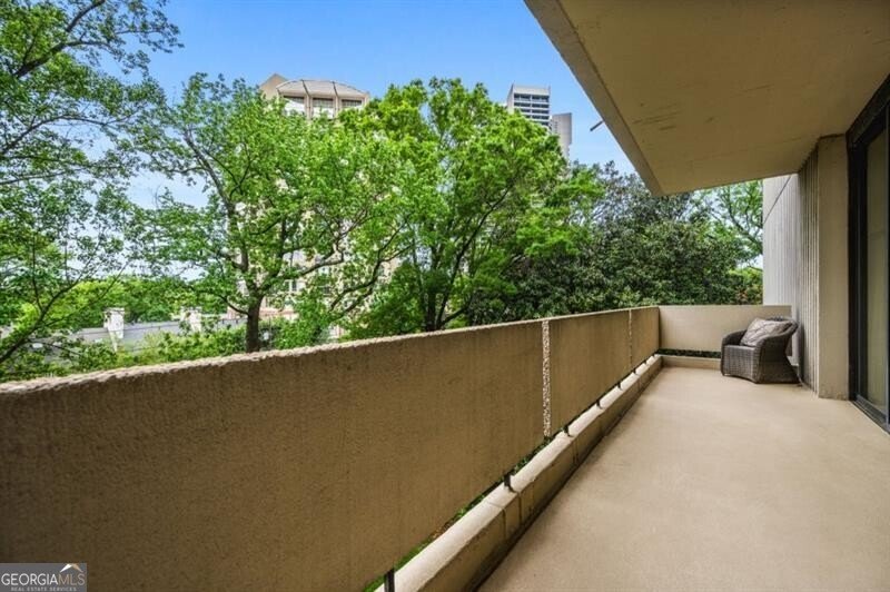 2575 Peachtree Road Atlanta - 39