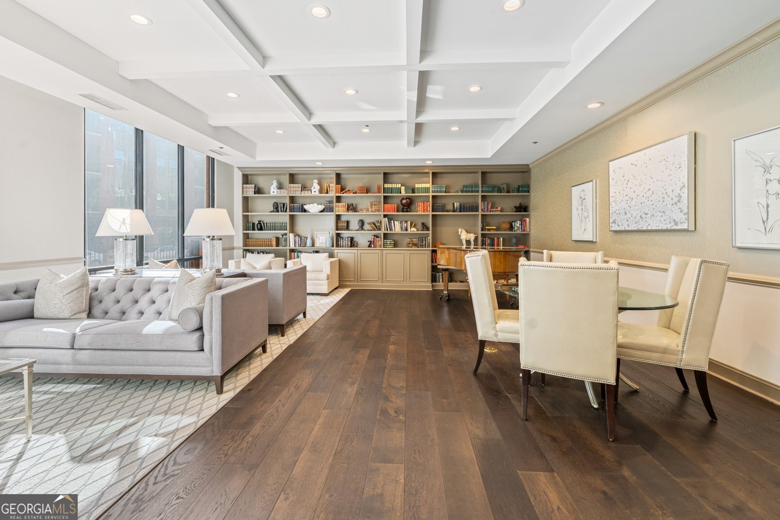 3481 Lakeside Drive Atlanta - 27