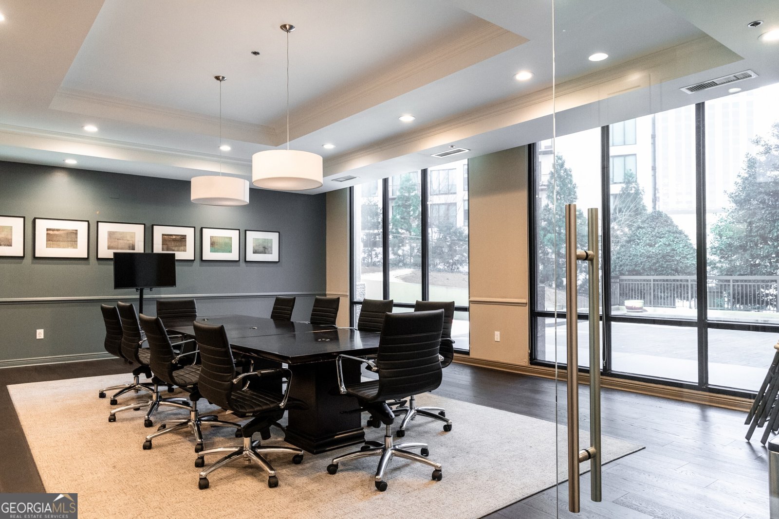 3481 Lakeside Drive Atlanta - 28