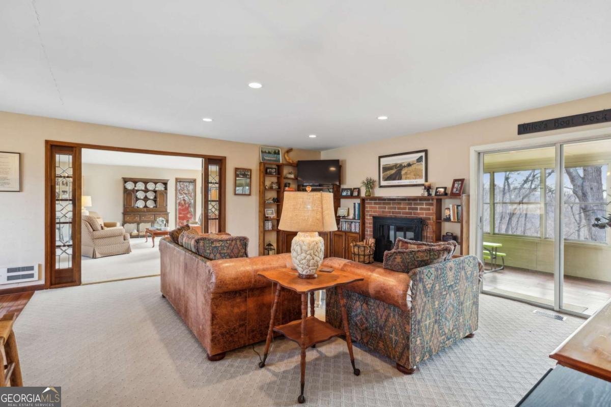 4635 Circle Drive Oakwood - 12
