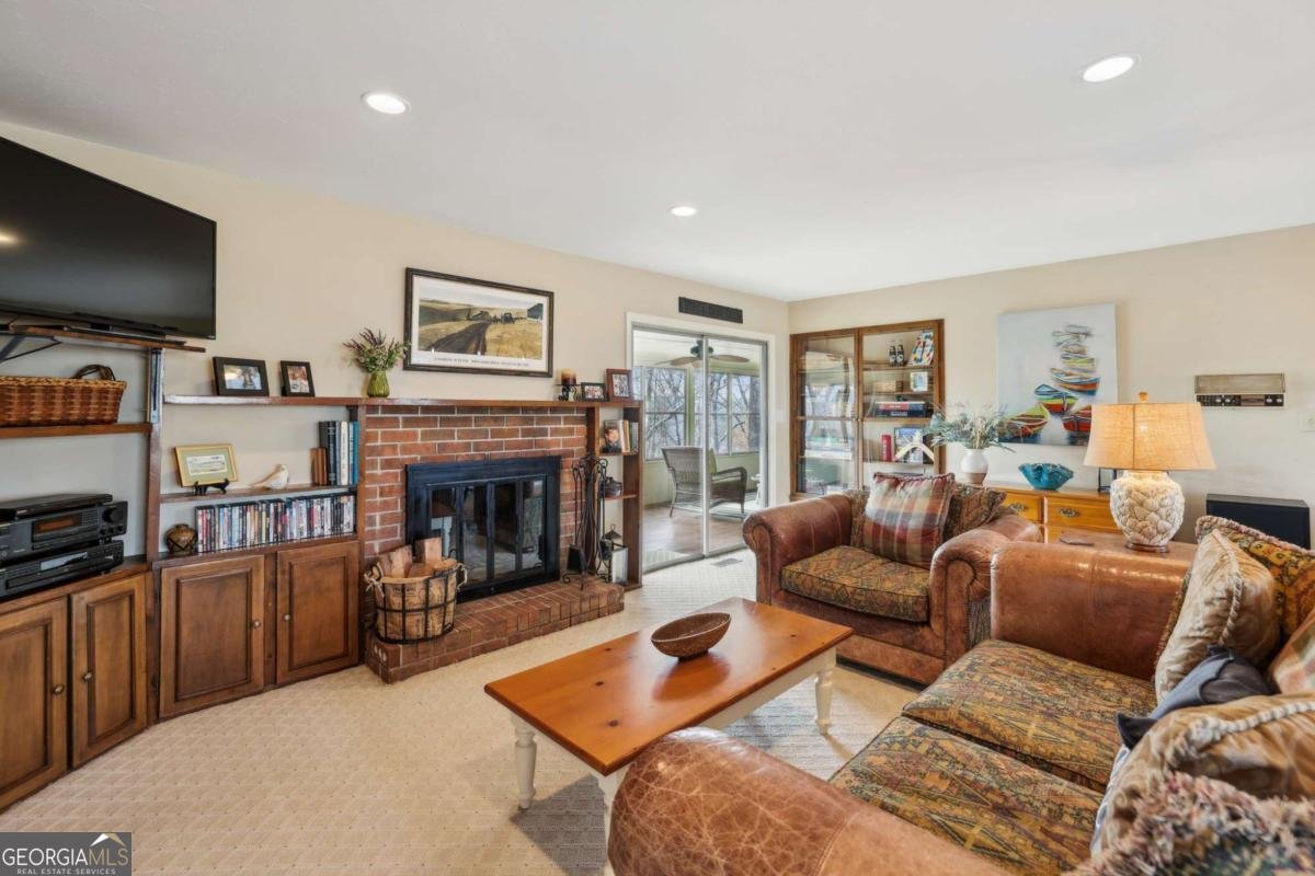 4635 Circle Drive Oakwood - 13