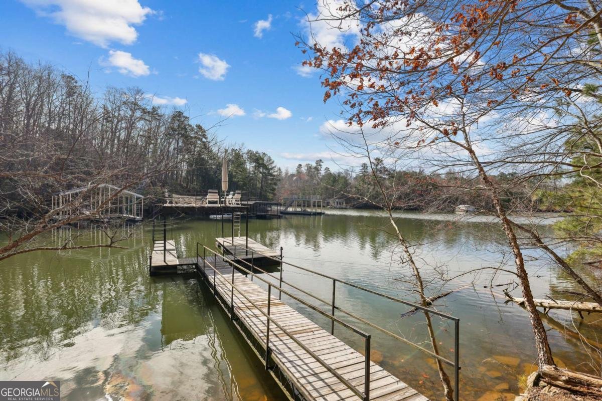4635 Circle Drive Oakwood - 37