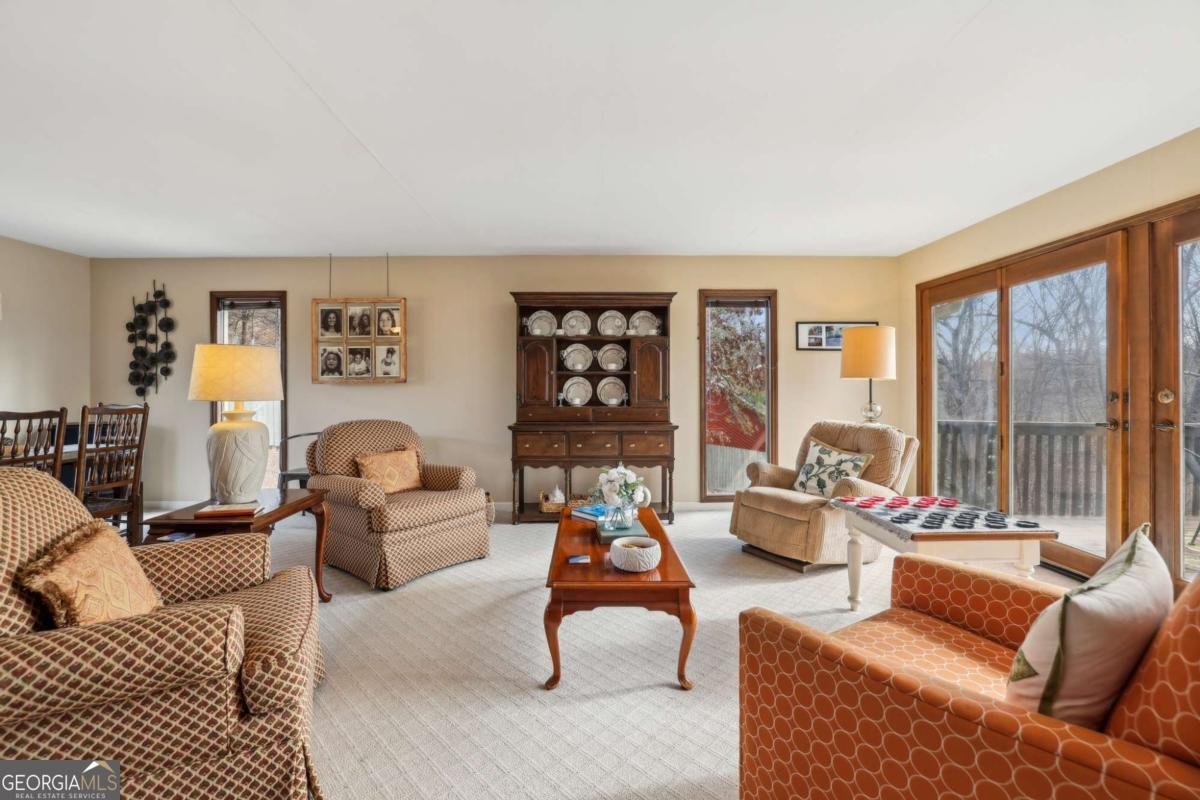 4635 Circle Drive Oakwood - 7