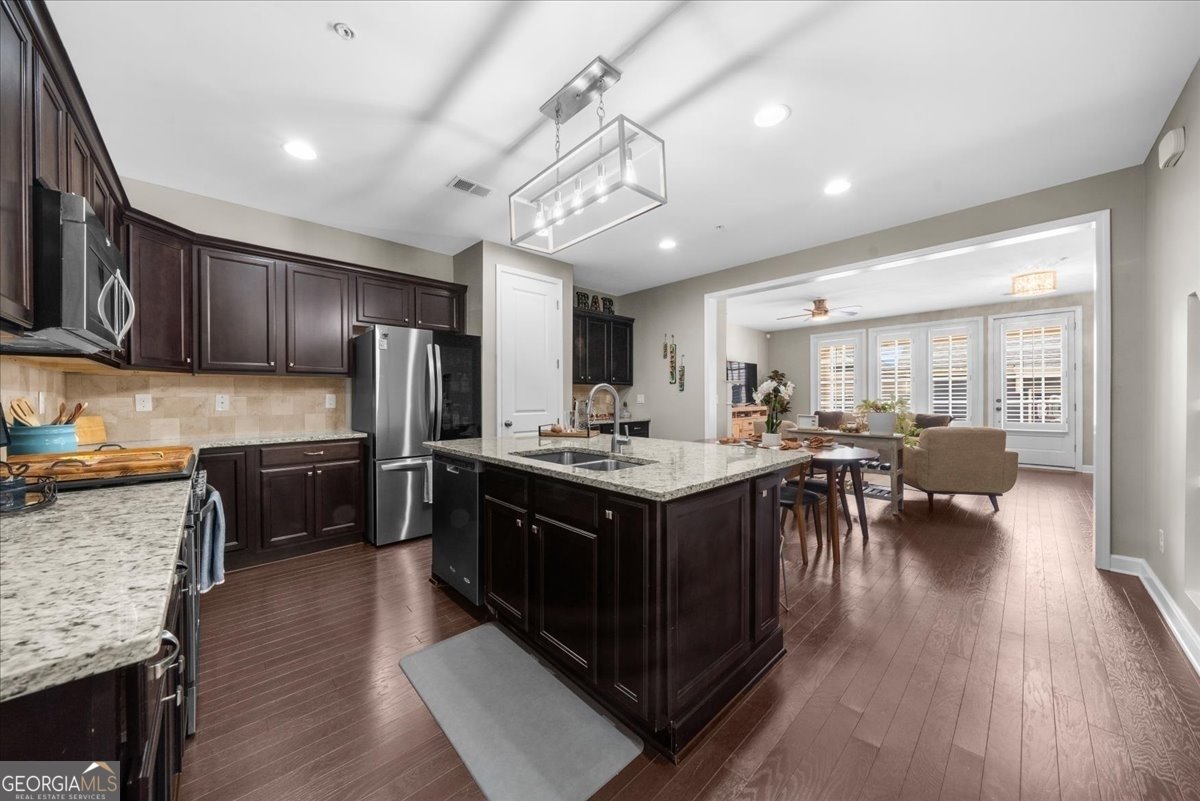 6088 Holly Park Lane Mableton - 2