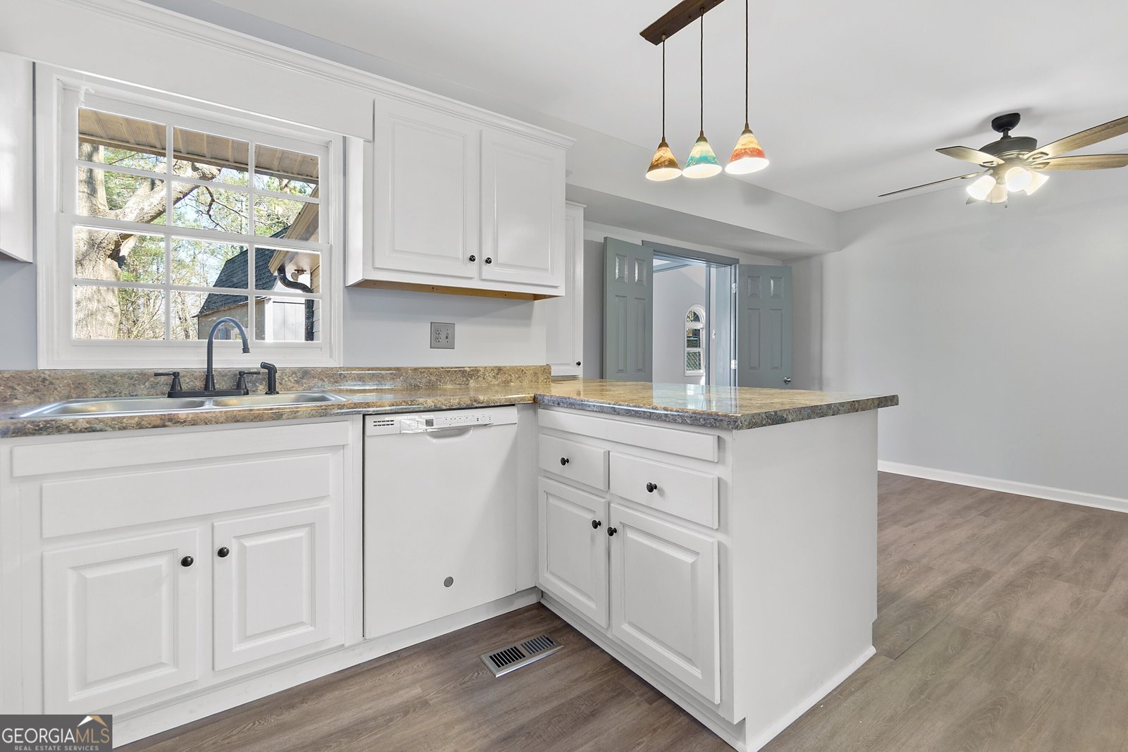 6434 Reinhardt College Parkway Waleska - 24