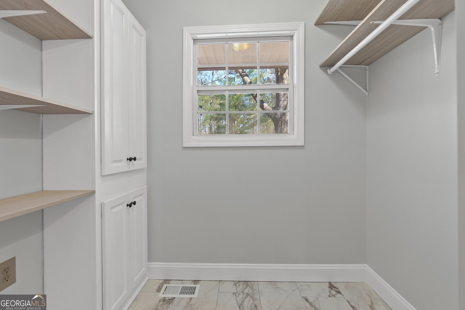 6434 Reinhardt College Parkway Waleska - 38