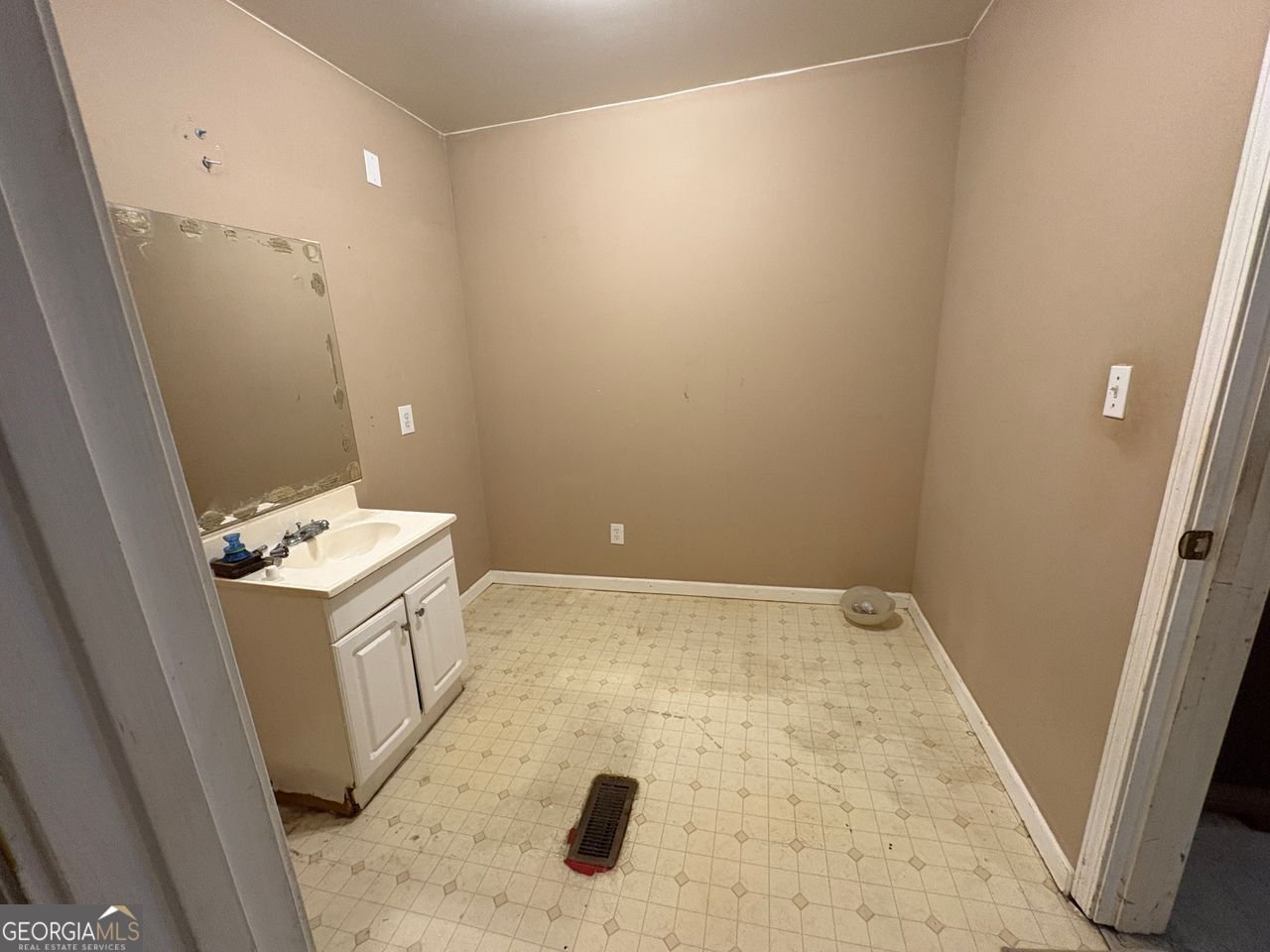 4749 COX Street Acworth - 9
