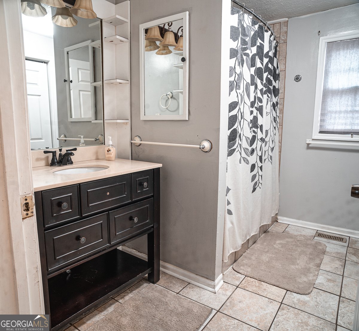 3305 Cherokee Avenue Columbus - 24