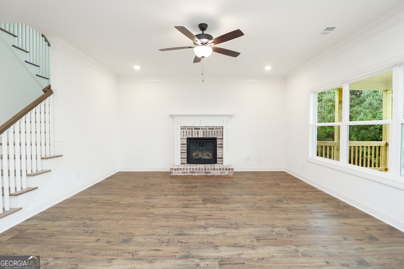 459 Banff Drive Winder - 4