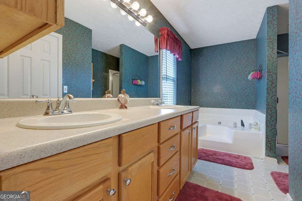 210 Meadow View Drive Grayson - 17