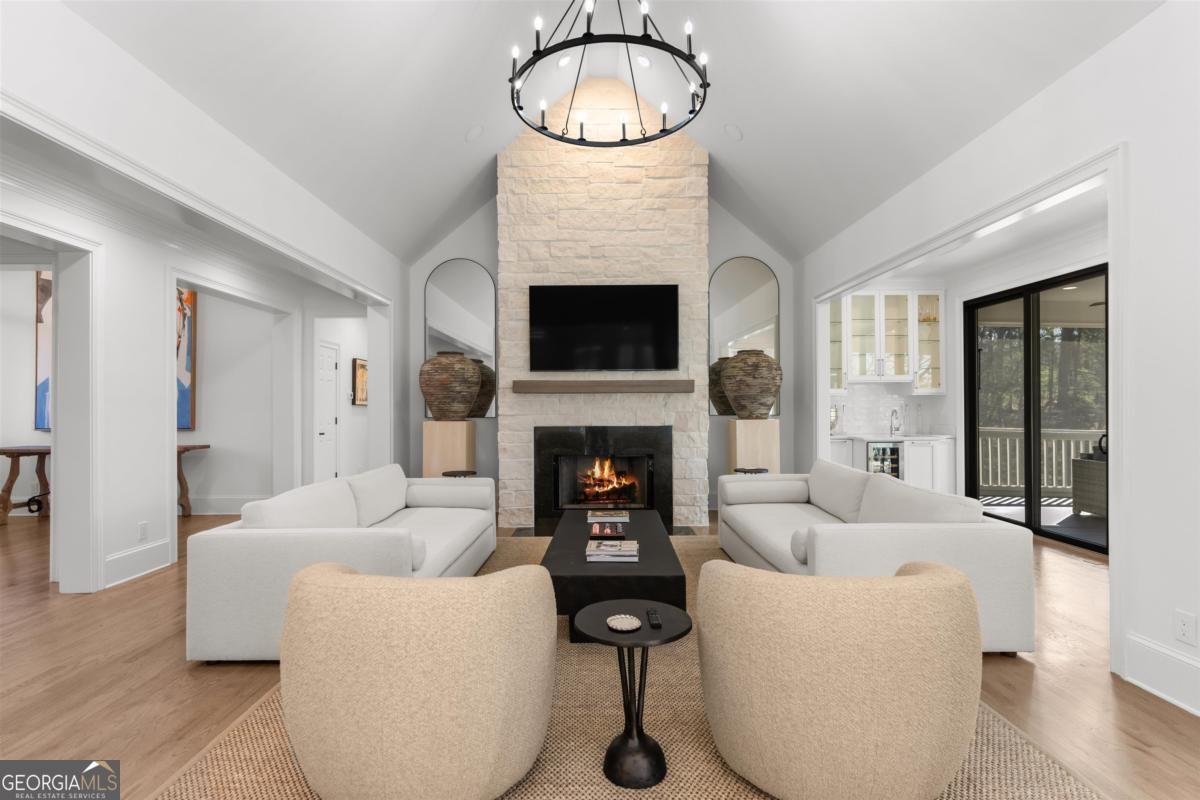 1090 Neils Fort Greensboro - 27