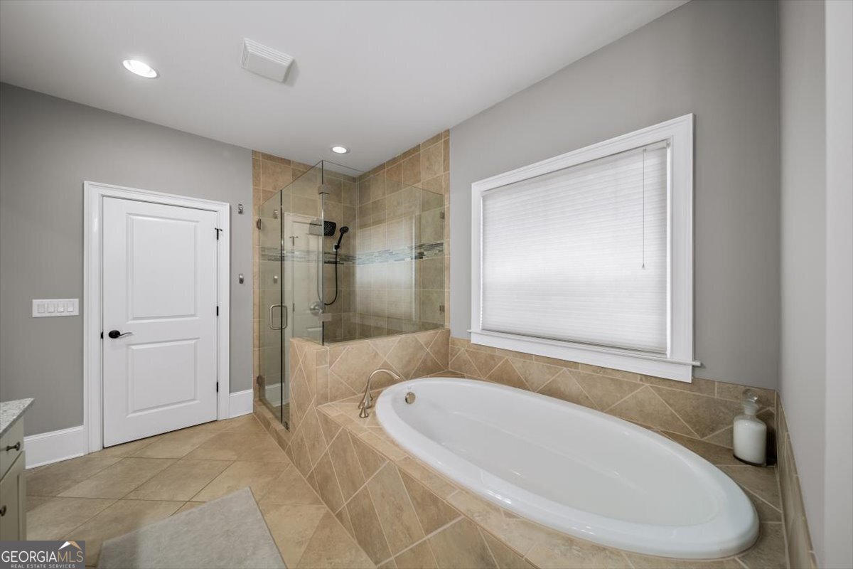 4916 Kentwood Drive Marietta - 48