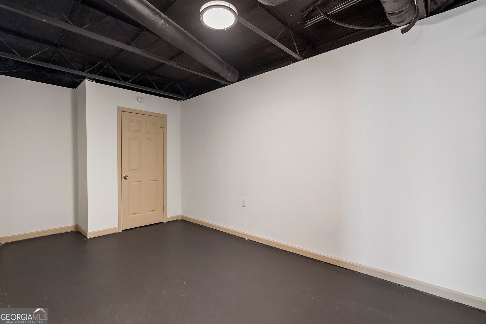 5985 Lakeside Court Gainesville - 46