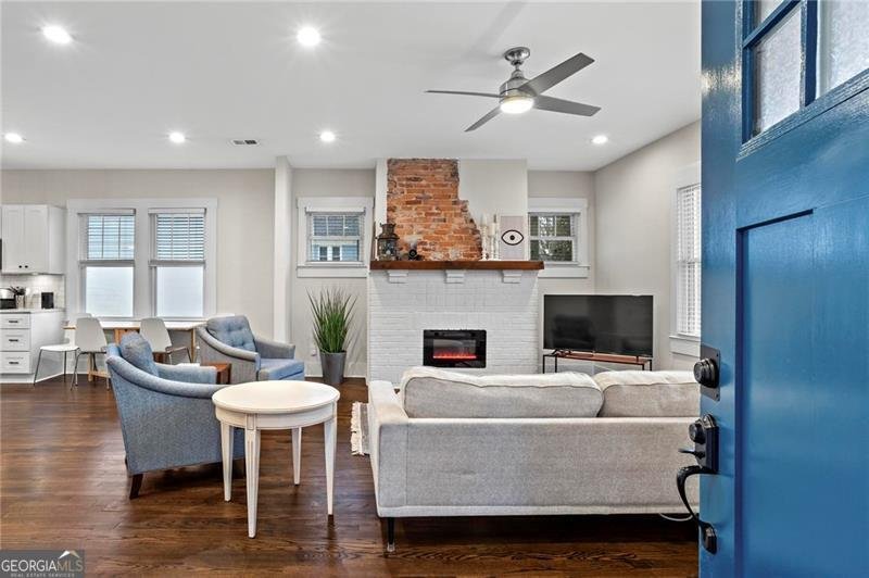 942 Byron Drive Atlanta - 10