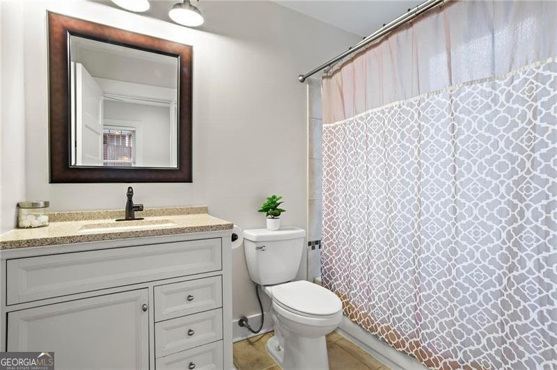 942 Byron Drive Atlanta - 40