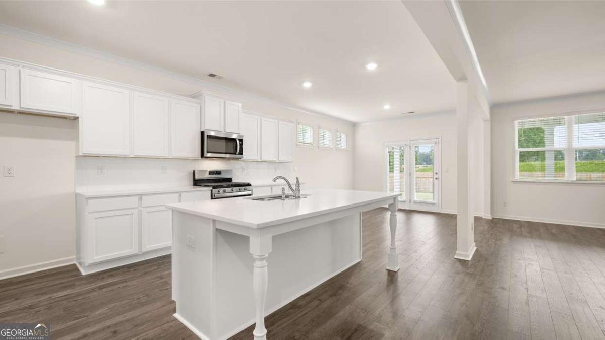 1039 Blue Juniper Circle Loganville - 16