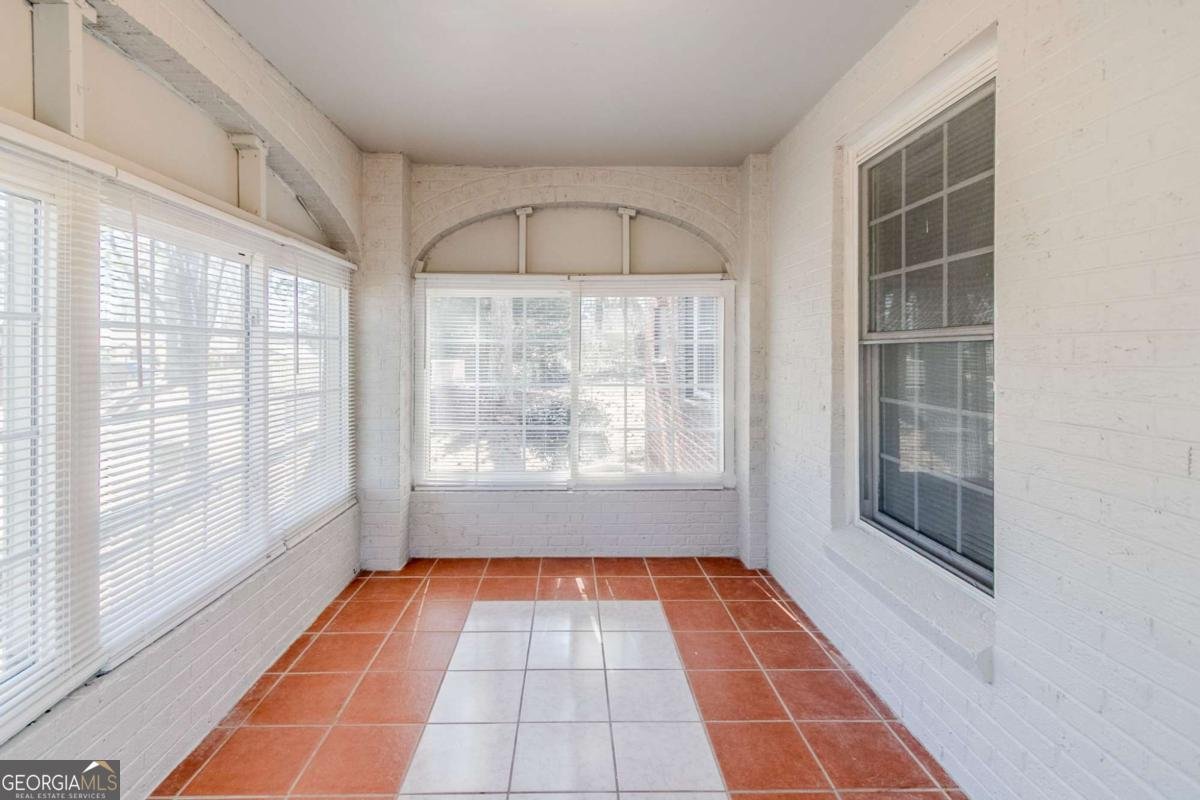 238 Howell Drive Atlanta - 10
