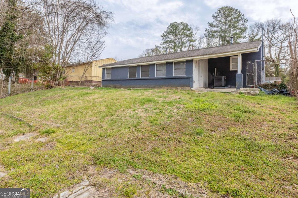 2631 Santa Barbara Drive Atlanta - 16