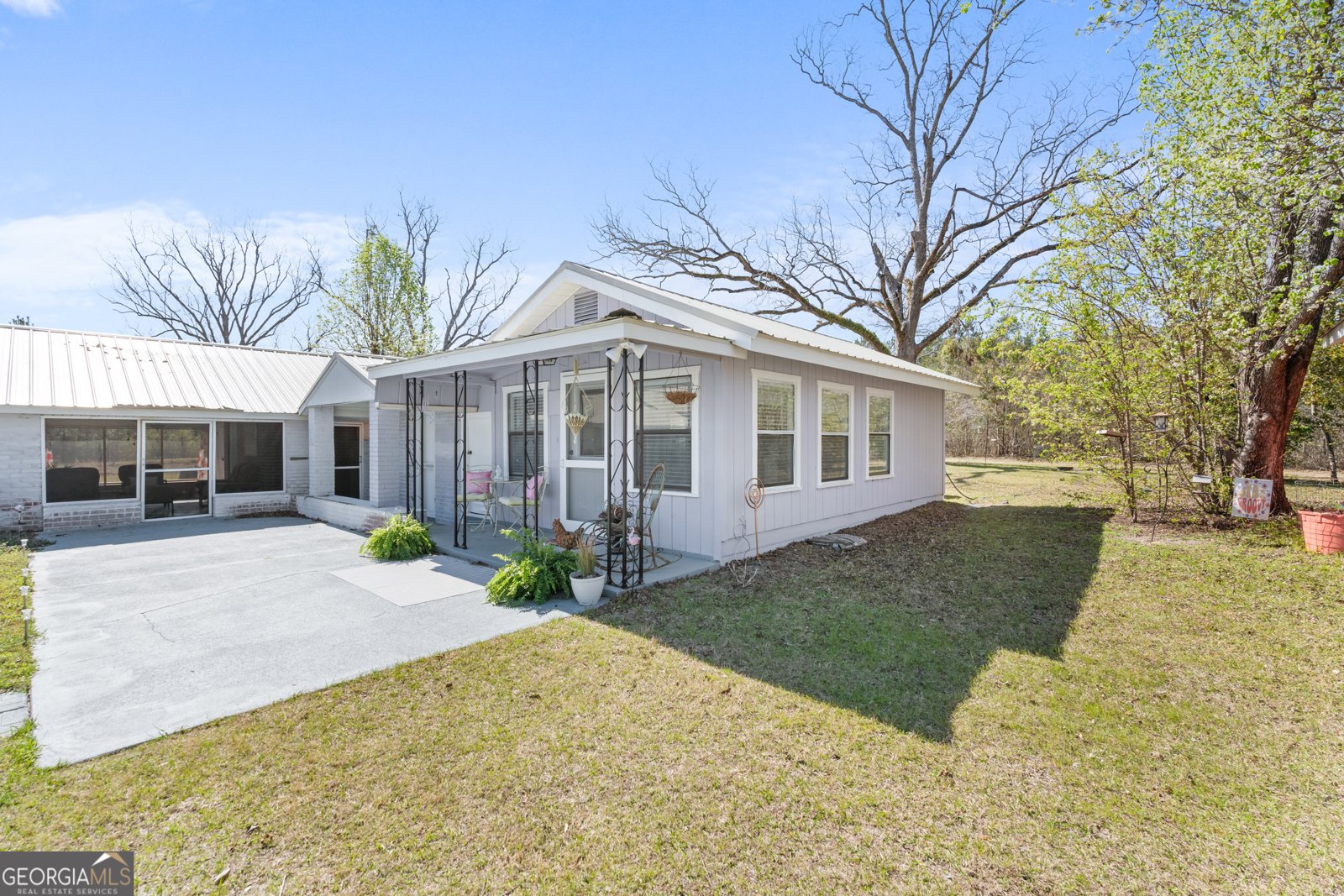 1066 Millen-Hiltonia Road Sylvania - 46