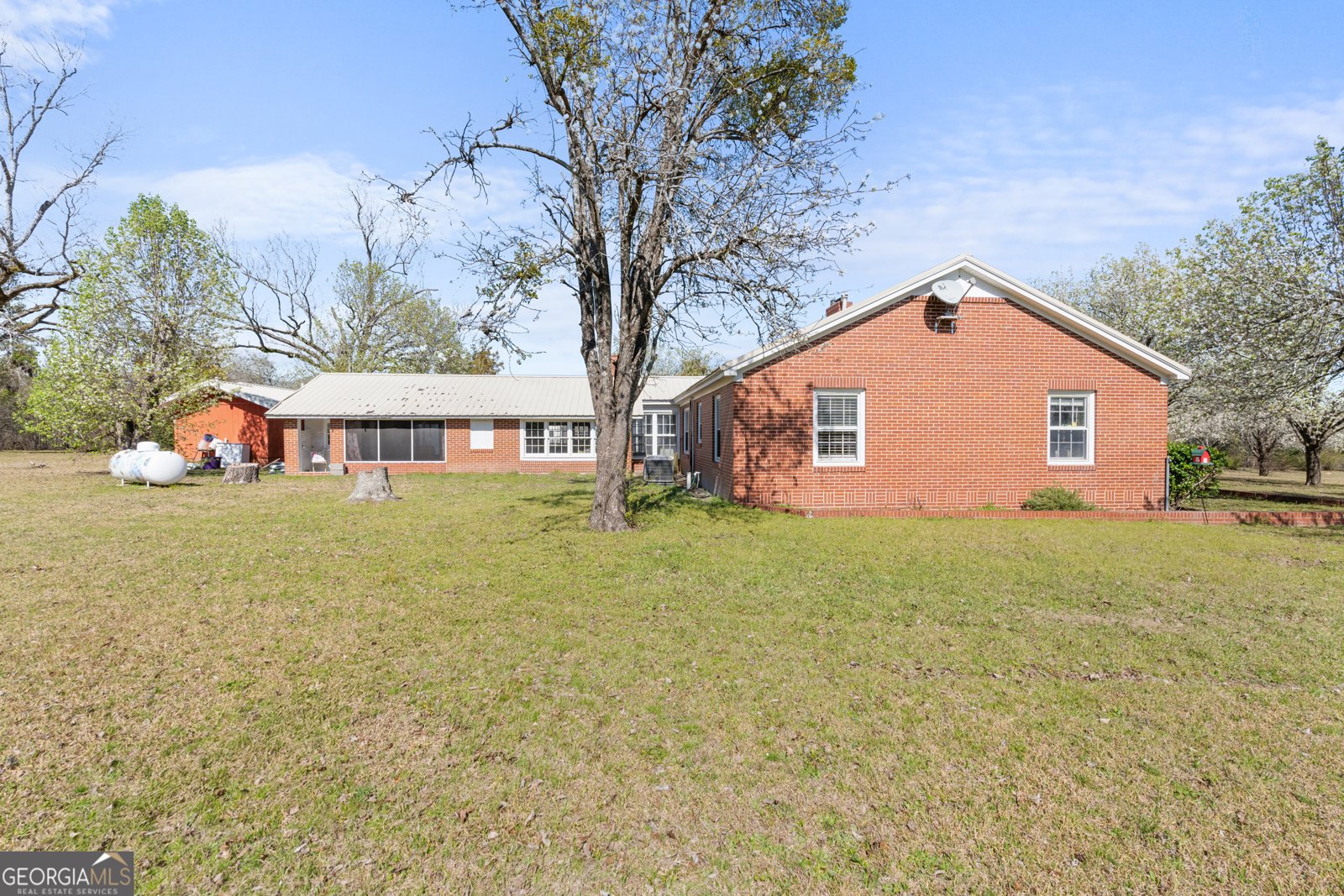 1066 Millen-Hiltonia Road Sylvania - 5