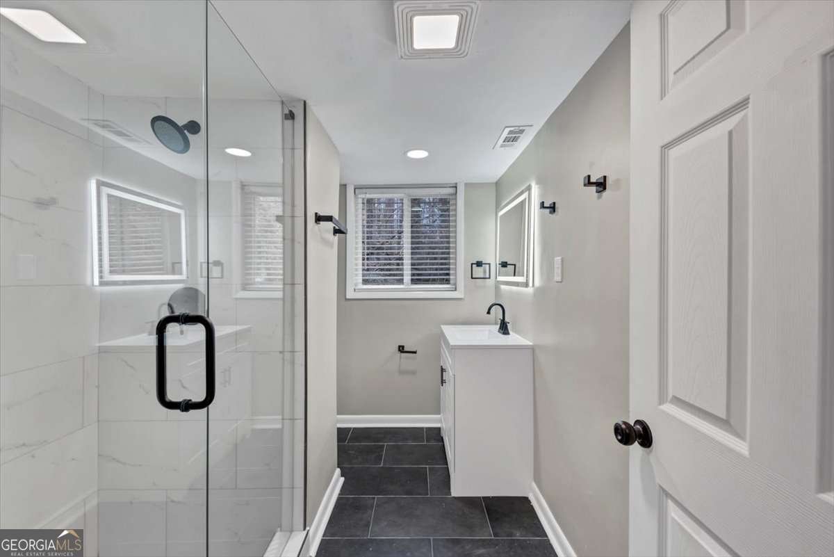 847 Magna Carta Drive Atlanta - 27