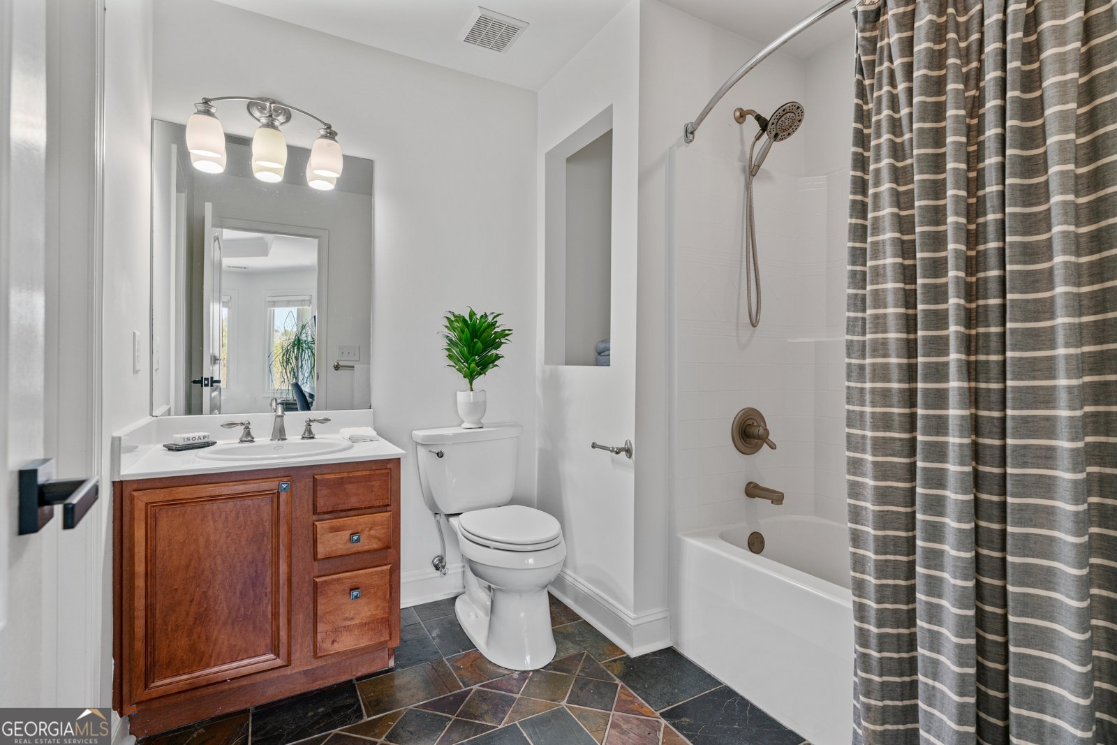 5376 Breezeway Place Gainesville - 41