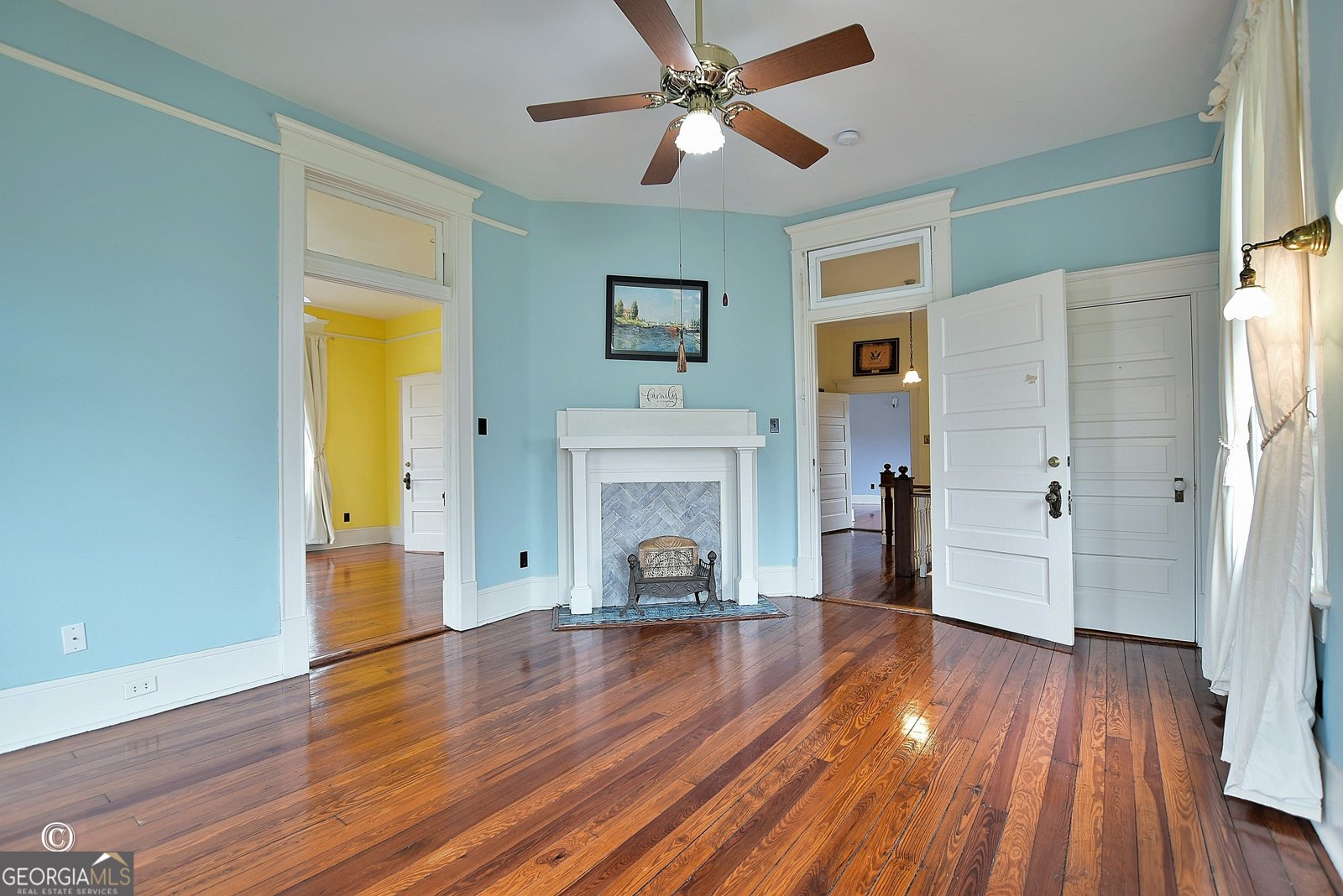 215 7th Street Columbus - 28