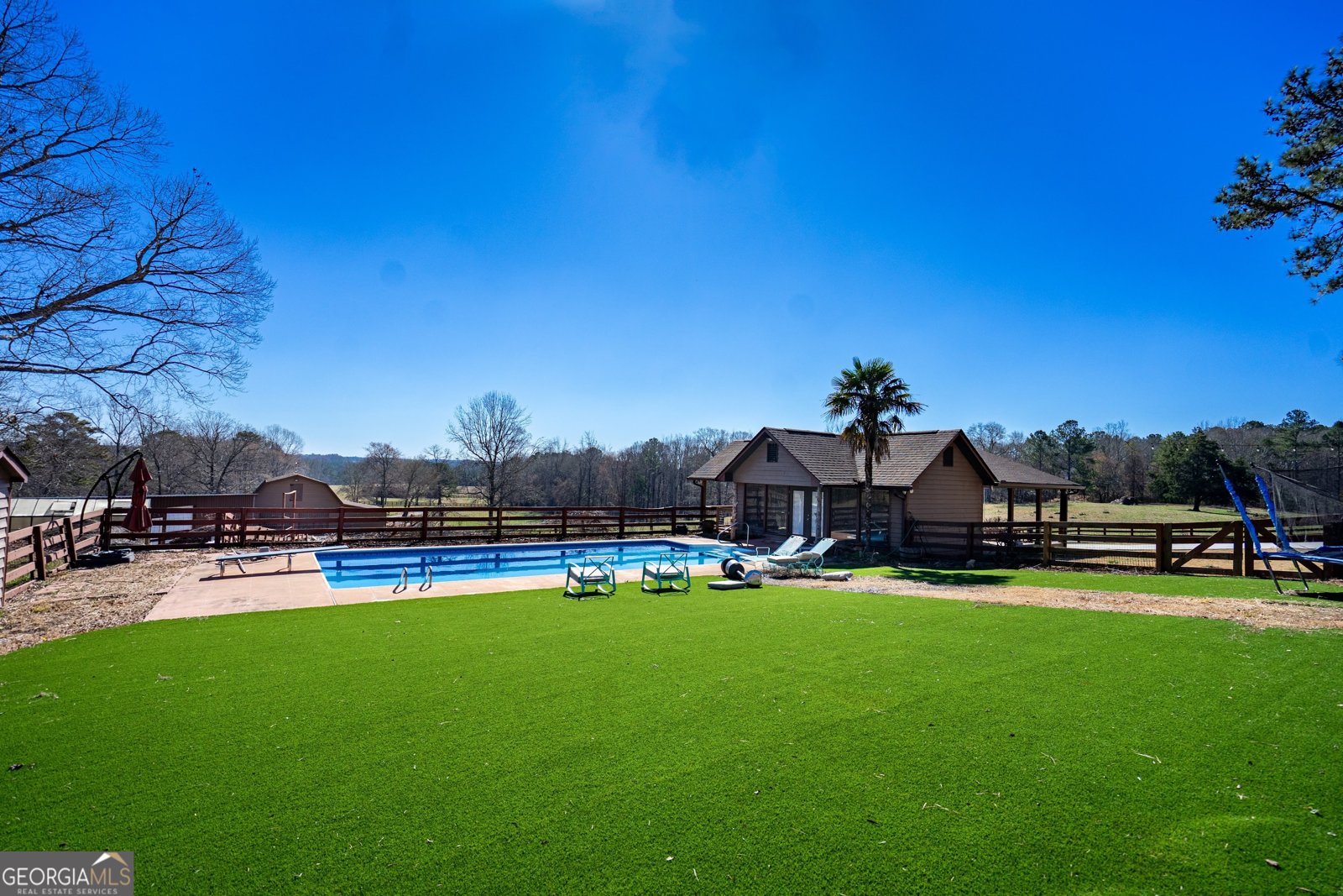 3913 Whitesville Road LaGrange - 43